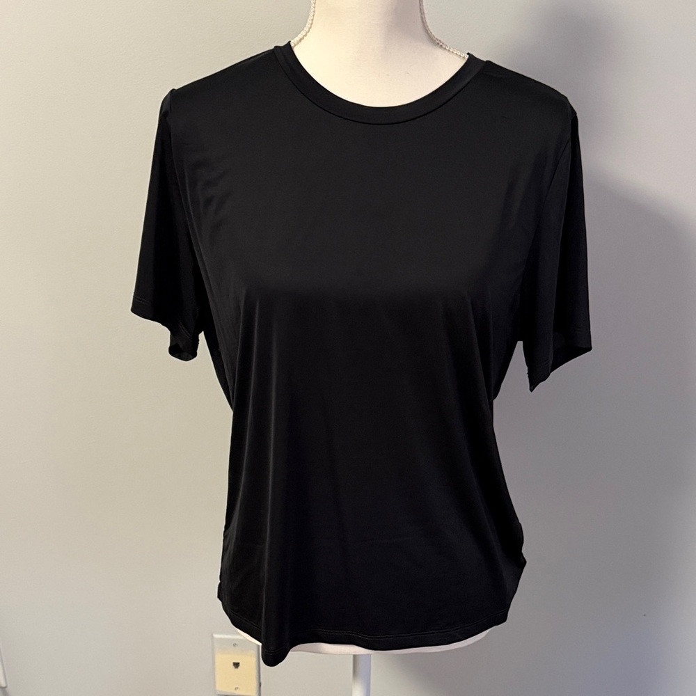 Senita Athletics Black Short Sleeve Tee- brand new